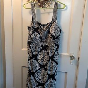 Black and cream printed dress